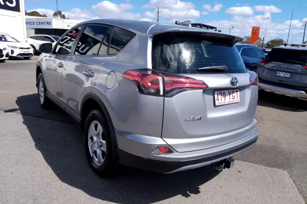 2018 Toyota RAV4 ZSA42R GX SUV Image 10