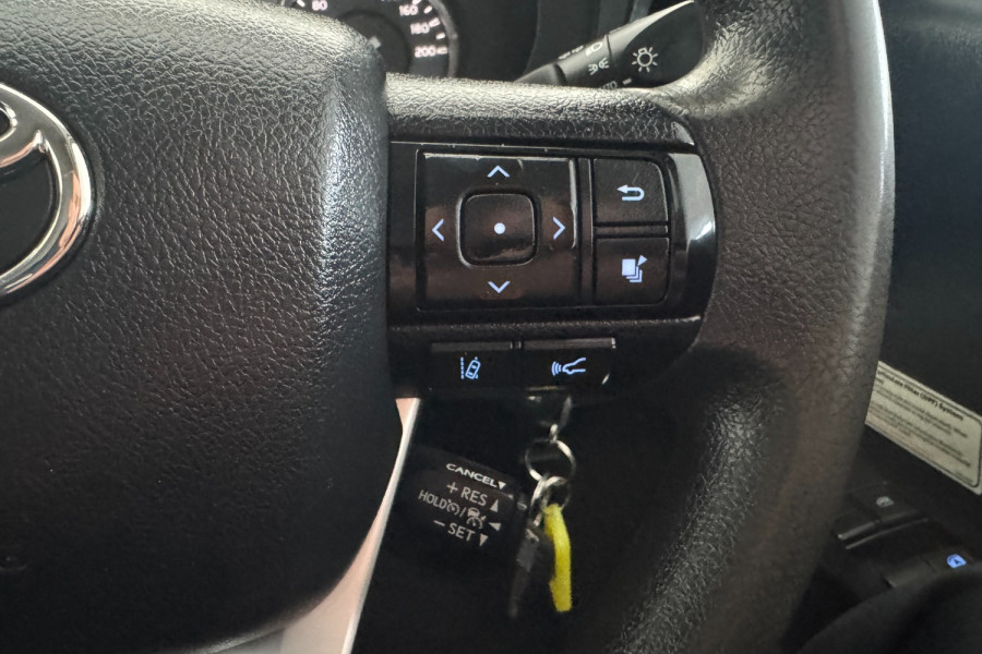 2021 Toyota HiLux GUN126R SR5 Double Cab Chassis Image 15
