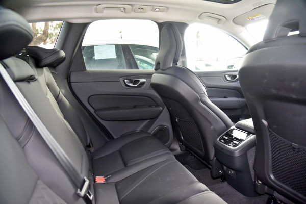 2025 MY26 Volvo XC60 UZ Plus B5 Bright SUV Image 8