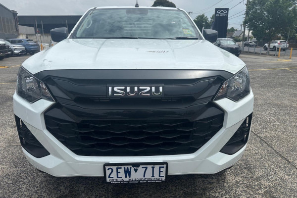 2026 MY25.5 Isuzu D-MAX RG SX Cab Chassis Image 2