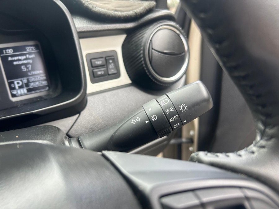 2022 Suzuki Ignis MF Series II GLX SUV Image 21