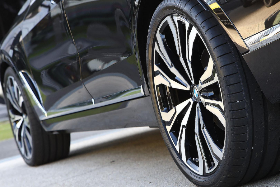 2026 BMW X7 G07 LCI xDrive40i M Sport SUV