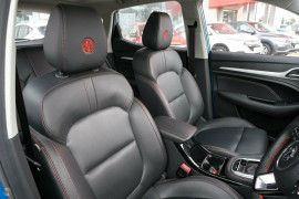 2024 MG ZST S13 Essence SUV