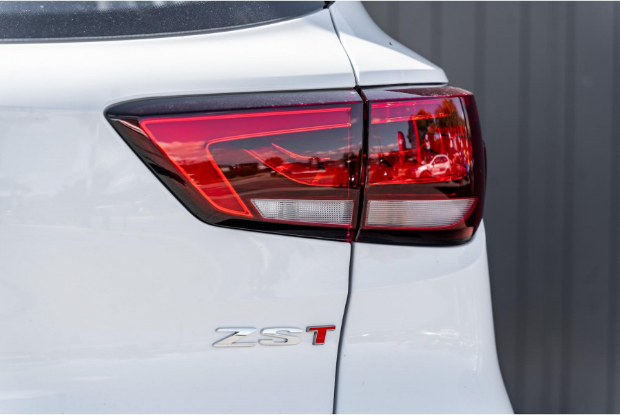 2024 MG ZST S13 Essence SUV Image 10