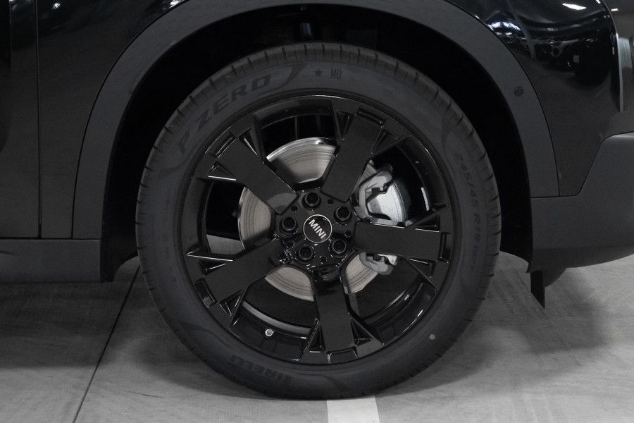 2026 MINI Countryman U25 S Favoured SUV