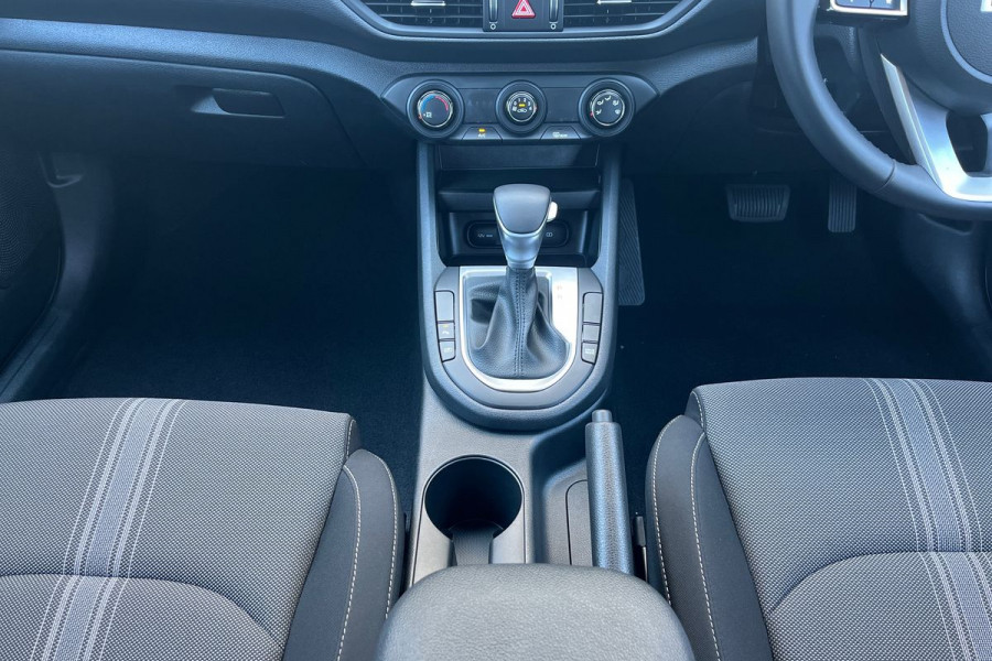 2024 Kia Cerato BD Sport Hatch Image 17