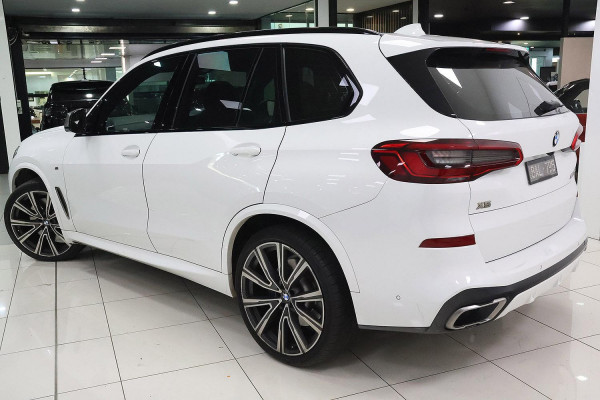 2019 BMW X5 G05 M50d SUV image 3