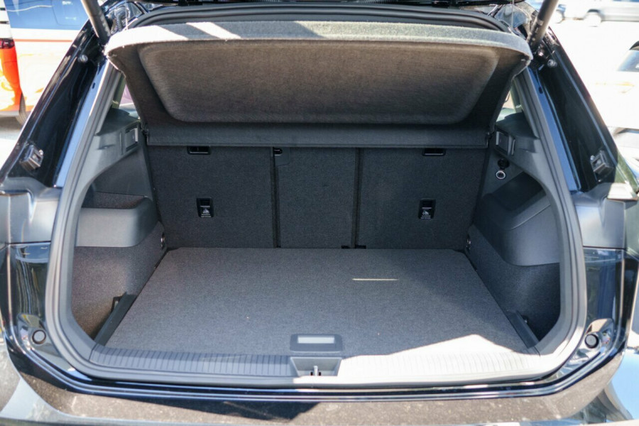 2026 Volkswagen Tiguan CT 195TSI R-Line SUV Image 9