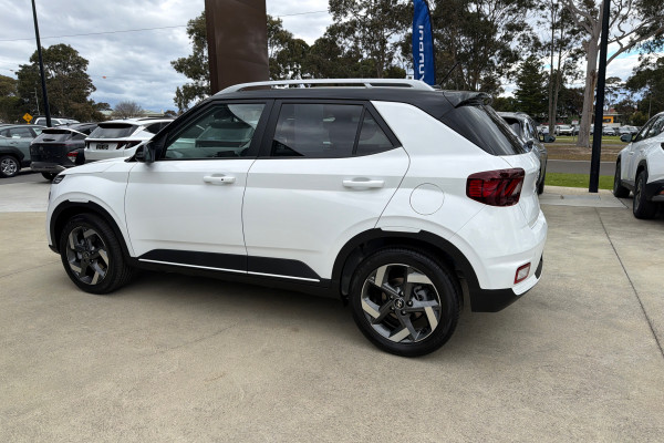 2026 Hyundai Venue QX.V5 Elite SUV Image 3