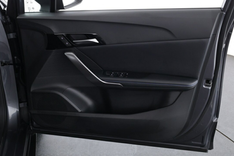2023 MG MG4 MEH32 Excite 51 Hatch Image 17