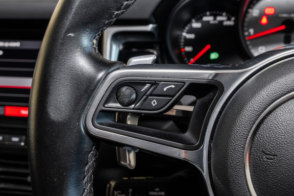 2019 MY20 Porsche Macan 95B S SUV image 11