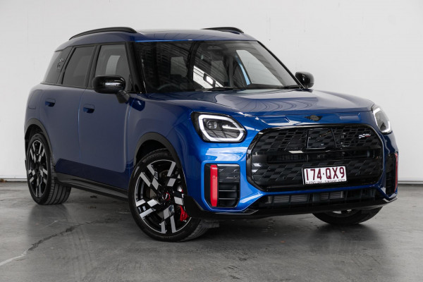 MINI Countryman JCW Favoured U25