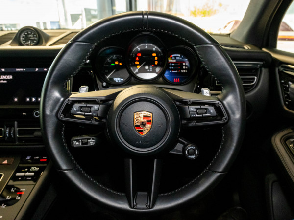 2023 Porsche Macan 95B T SUV image 24