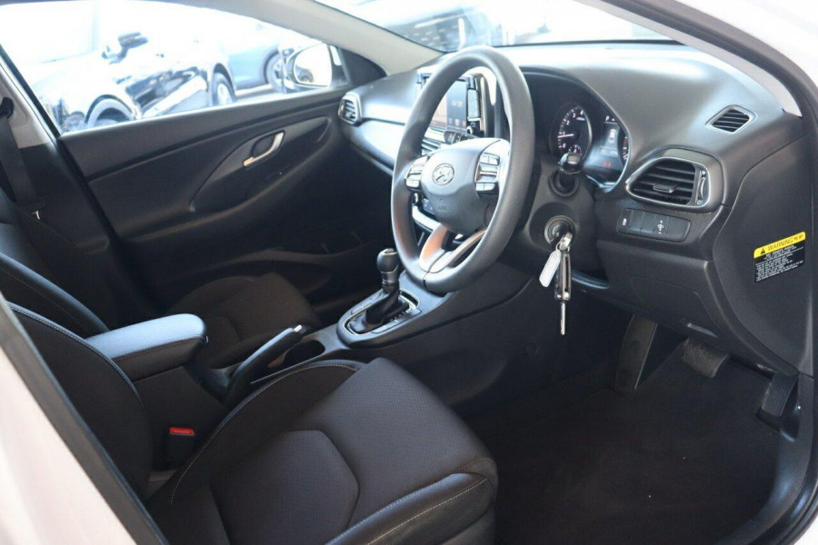 2017 MY18 Hyundai i30 PD Active Hatch Image 24