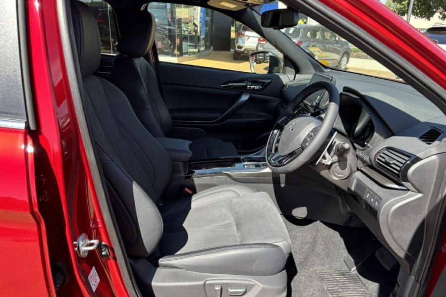 2024 Mitsubishi Eclipse Cross YB Black Edition SUV Image 14