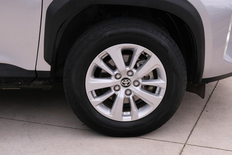 2021 Toyota Yaris Cross MXPB10R GX SUV Image 6