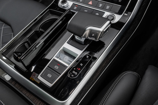 2026 MY25 Audi SQ7 4M TFSI SUV image 17