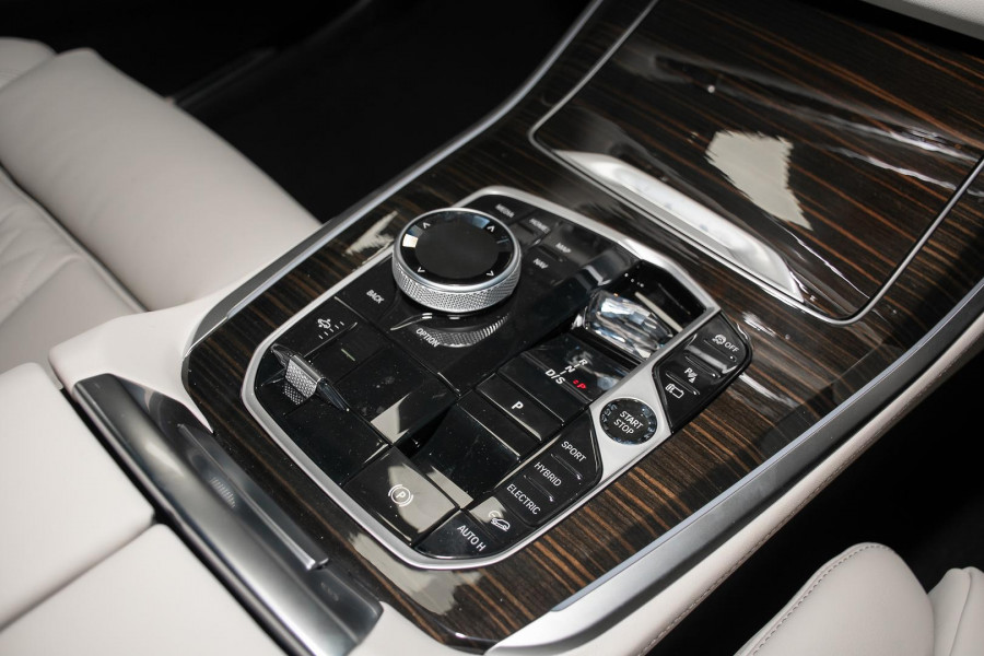 2025 BMW X5 G05 LCI xDrive50e M Sport SUV