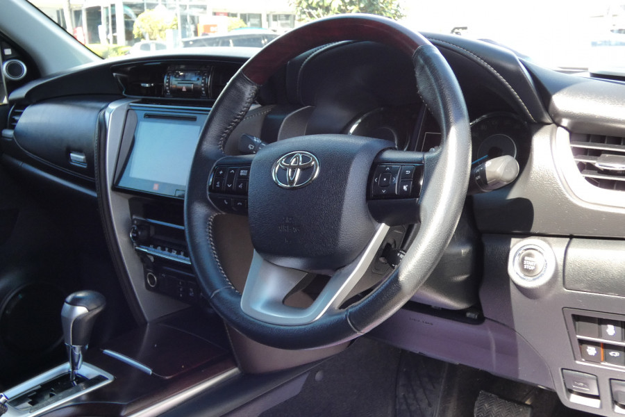 2018 Toyota Fortuner GUN156R MY18 CRUSADE SUV Image 18