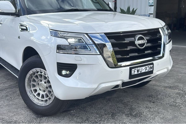 2024 Nissan Patrol Y62 Ti SUV Image 3