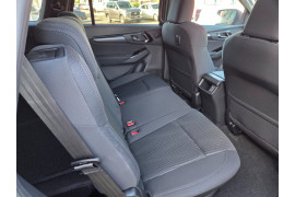 2025 Isuzu MU-X LS-U SUV