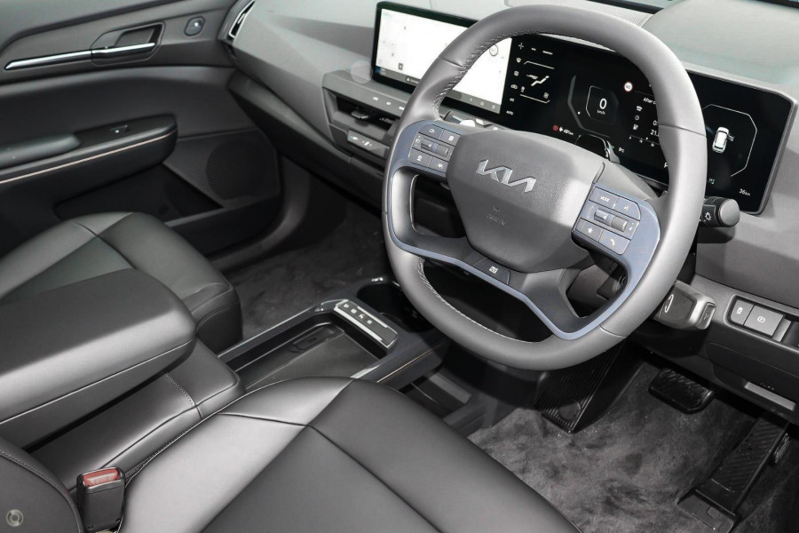 2026 Kia EV5 OVc Earth SUV Image 5