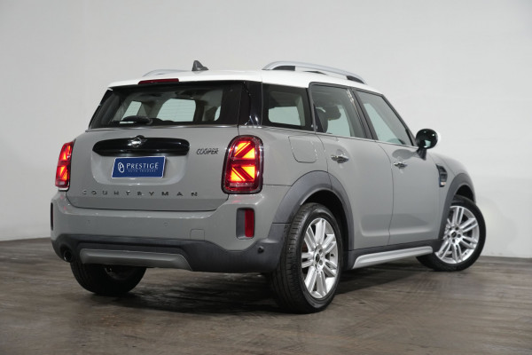 2021 MINI Countryman C Classic SUV image 7