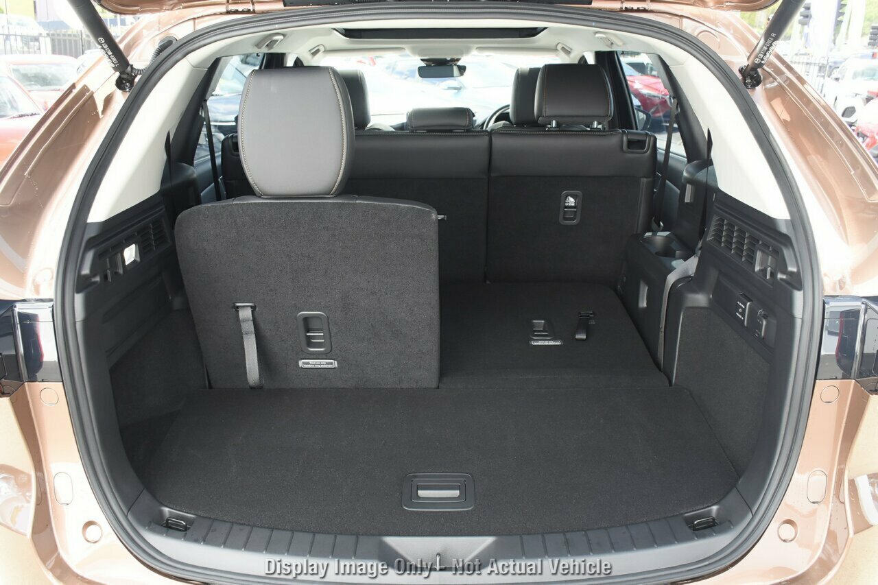 2024 Mazda CX-80 KL D50e GT SUV Image 19