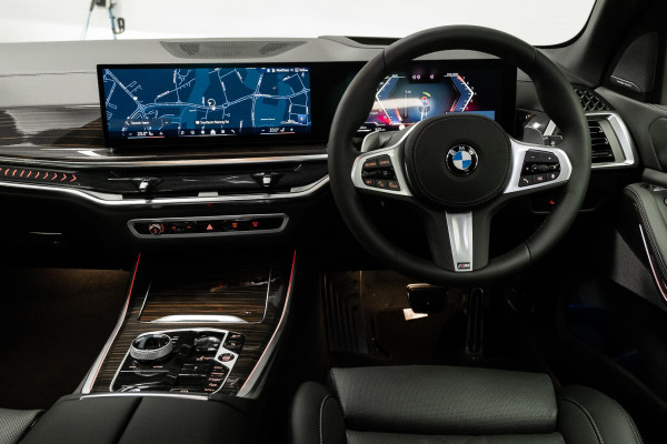 2026 BMW X5 G05 LCI xDrive40i M Sport SUV image 8
