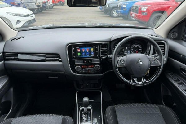 2019 Mitsubishi Outlander ZL ES SUV Image 8