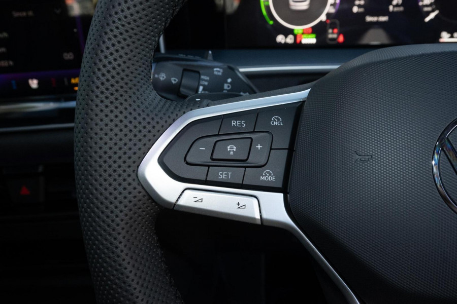 2026 Volkswagen Tayron R4 200TSI eHybrid R-Line SUV