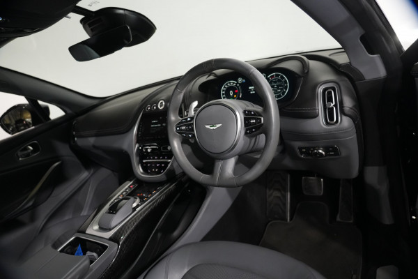 2021 Aston Martin DBX SUV Image 11