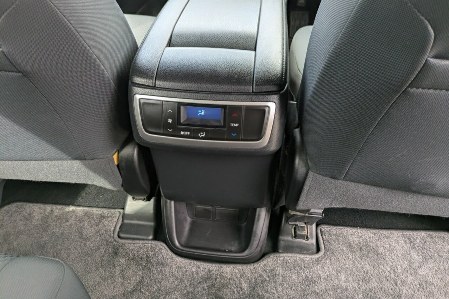 2019 Toyota Kluger GSU50R GX SUV Image 14