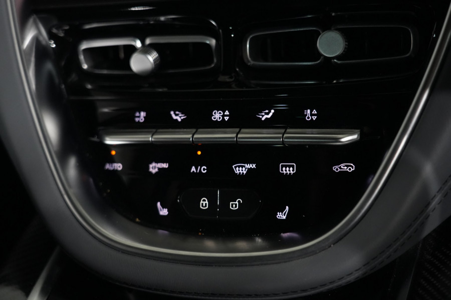 2021 Aston Martin DBX SUV