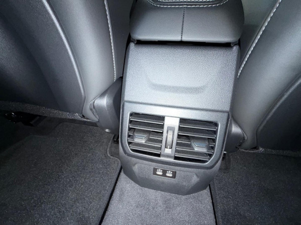 2025 BMW 1 Series F70 120 M Sport Hatch image 11