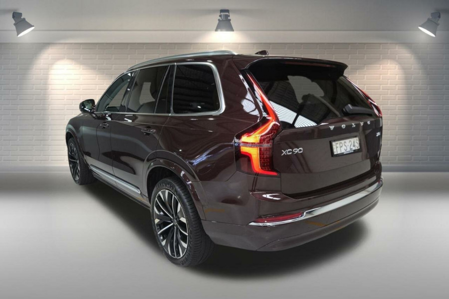 2025 Volvo XC90 L Series Ultra B5 Bright SUV Image 2