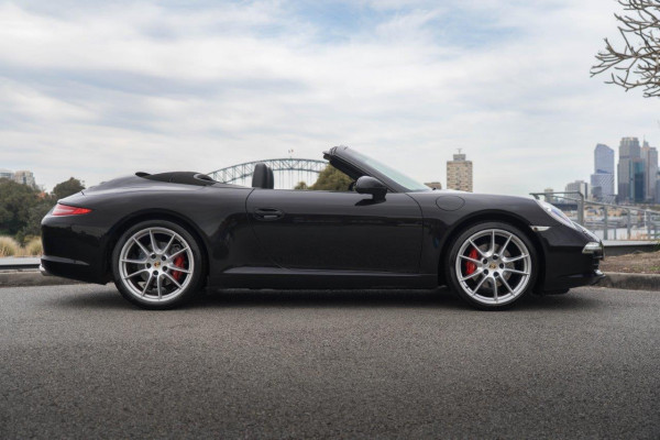 2013 Porsche 911 991 Carrera Convertible Image 3