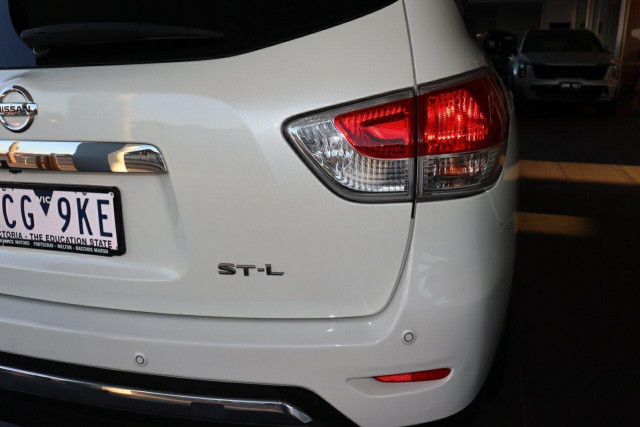 2016 Nissan Pathfinder R52 ST-L SUV Image 11