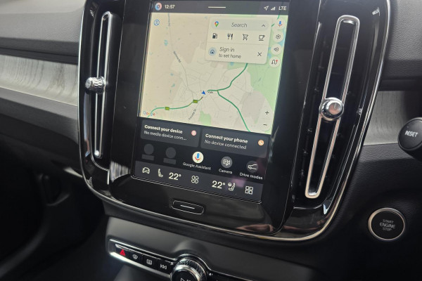 2026 MY27 Volvo XC40 XZ Ultra B4 Bright SUV Image 16
