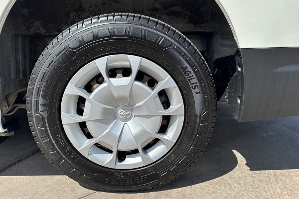 2019 Toyota HiAce GDH300R Commuter Van