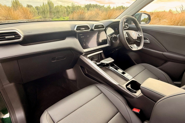 2026 MG ZS ZS32 Essence Hybrid+ SUV Image 14