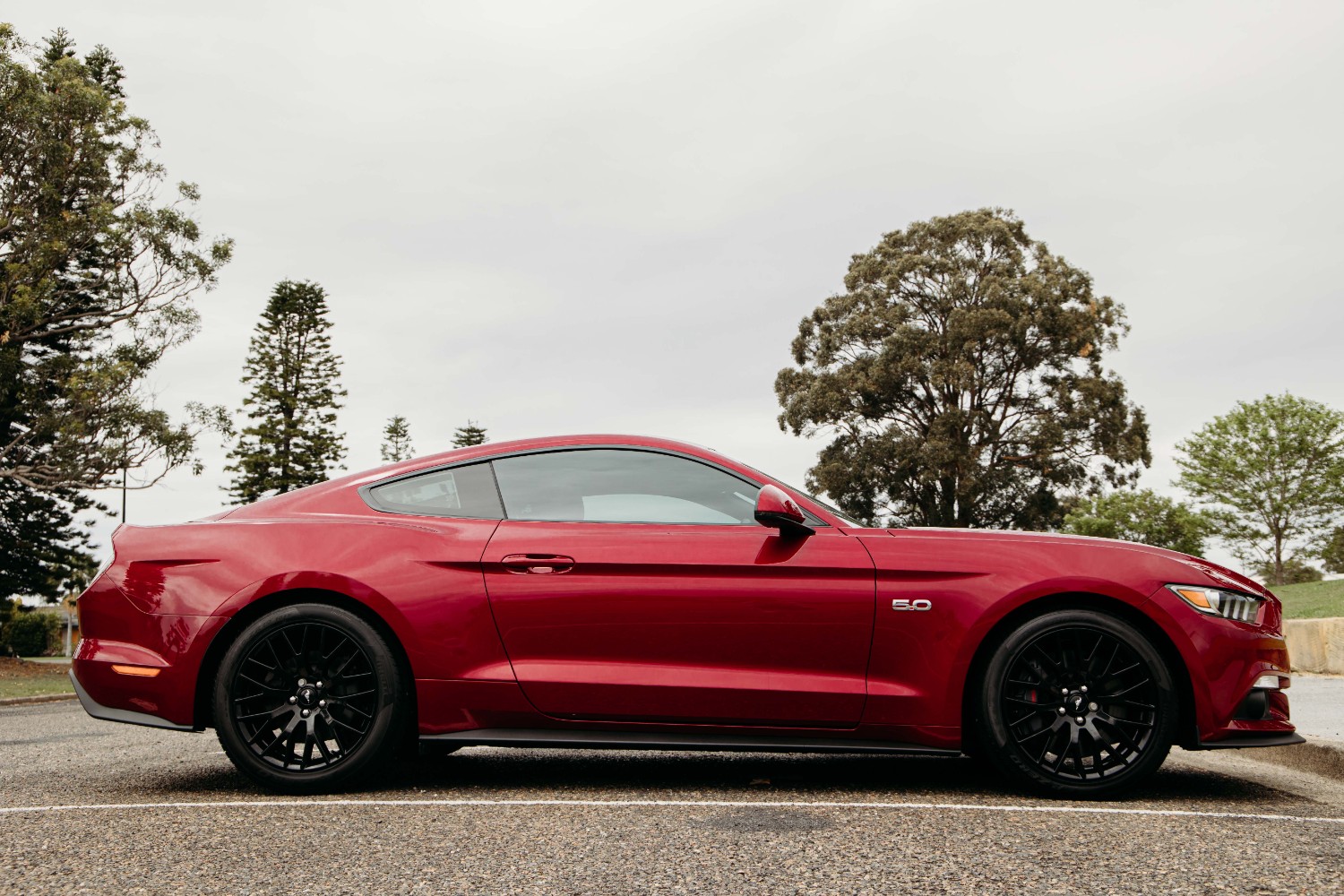 2017 Ford Mustang GT Coupe Image 19