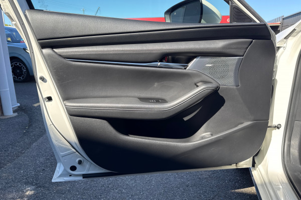 2019 Mazda 3 BP Series G25 GT Sedan Image 20