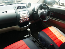 2005 Daihatsu Sirion M3 Hatchback Hatchback