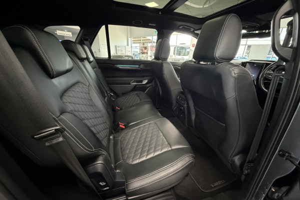 2024 Ford Everest UB Platinum SUV Image 15