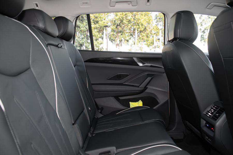 2025 Volkswagen Tayron R4 150TSI Elegance SUV