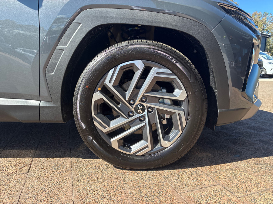 2026 Hyundai Tucson NX4.V4 Hybrid Premium SUV Image 6