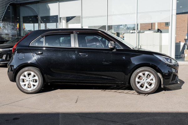 2022 MG MG3 SZP1 Core Hatch image 3
