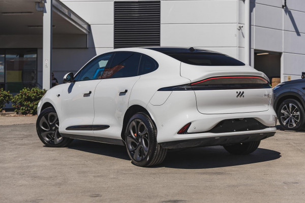 2025 MG IM6 S12L Platinum SUV Image 6