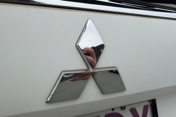 2016 MY17 Mitsubishi Outlander ZK LS Safety Pack SUV Image 29